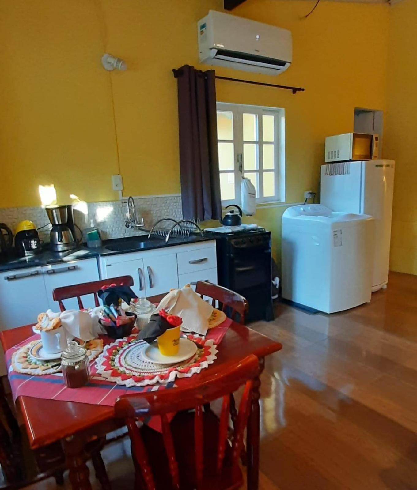 Villacasamarela Mini Casinhas De Hospedes Rio Vermelho Florianópolis Eksteriør bilde